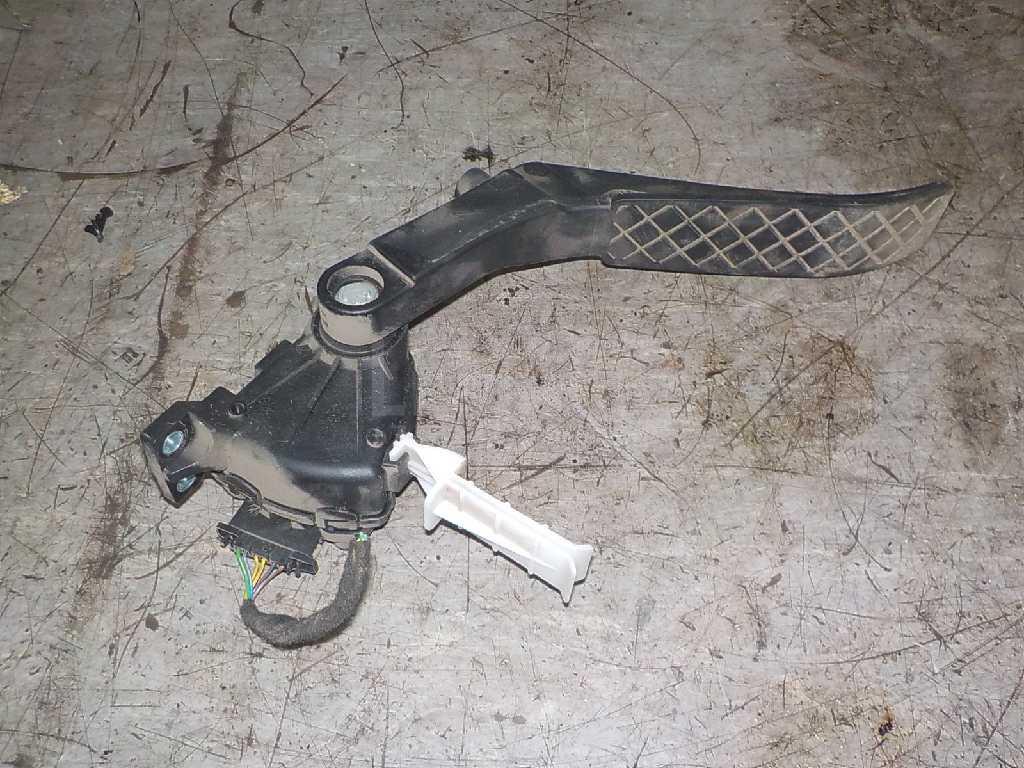 Педаль газа 7L0721507D VAG