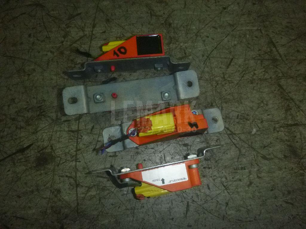 Датчик AIR BAG 1T0909606 VAG