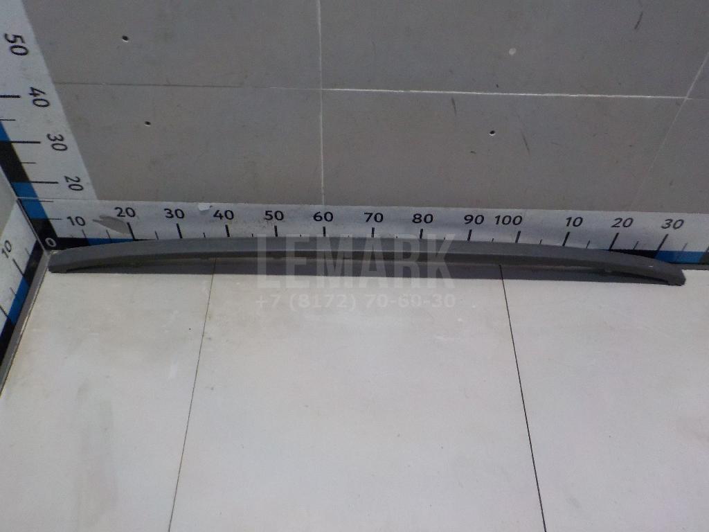Молдинг заднего бампера центральный 1360459 Ford
