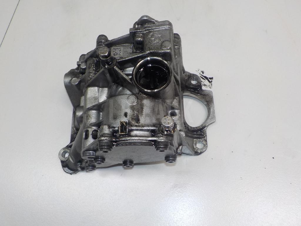 Насос масляный для  Audi V8 1988-1994