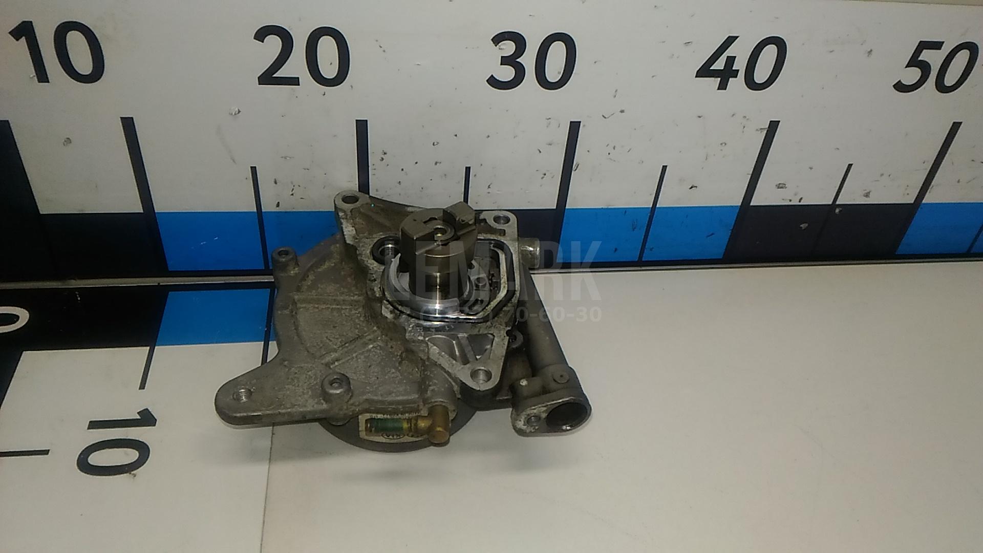 Насос вакуумный 288102F000 Hyundai-Kia