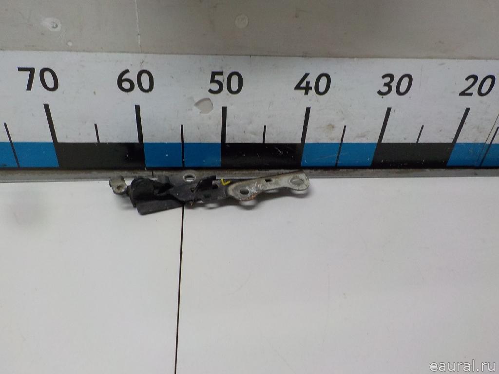 Петля капота левая