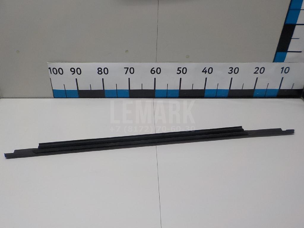 Накладка стекла заднего левого для  Astra HD 8 2005-2011