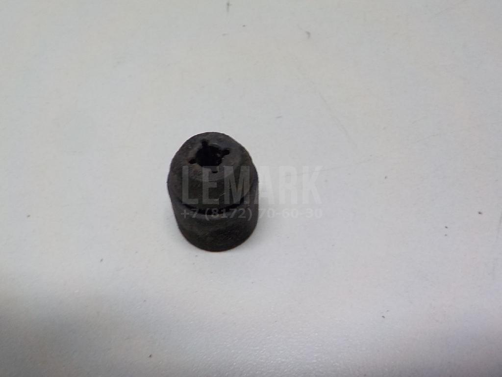 Втулка (кузов наружные элементы) 52990AL501 Nissan
