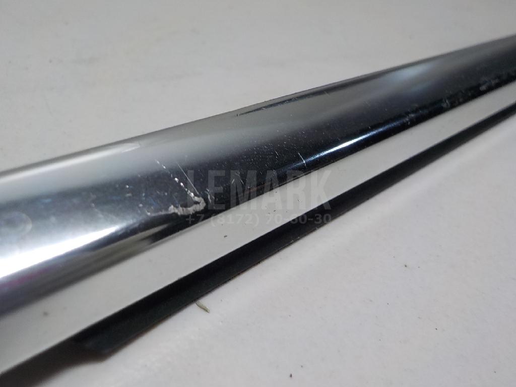 Накладка стекла переднего левого для  BMW 7-serie F01/F02 2008-2015