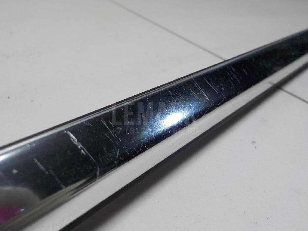 Накладка стекла переднего левого для  BMW 7-serie F01/F02 2008-2015