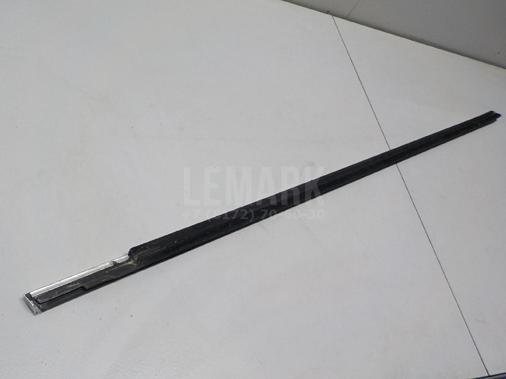 Накладка стекла переднего левого для  BMW 7-serie F01/F02 2008-2015
