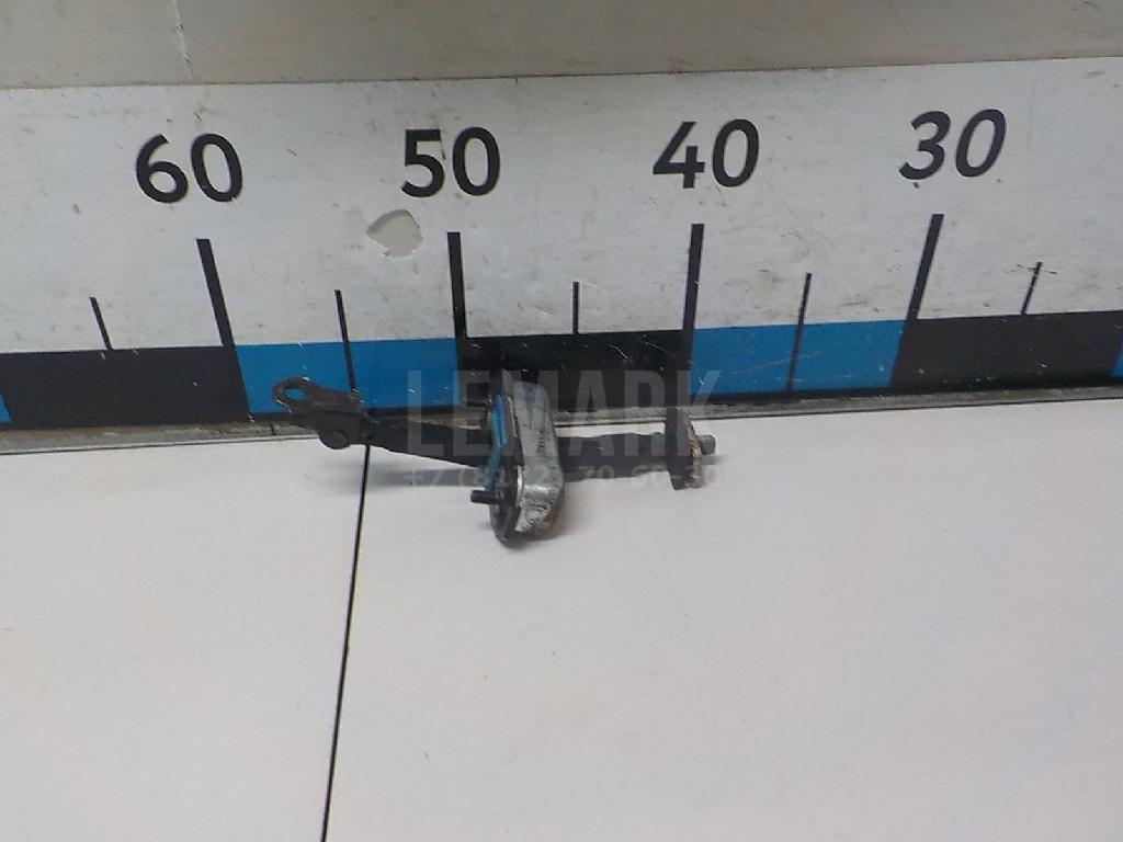 Ограничитель двери 793802W010 Hyundai-Kia