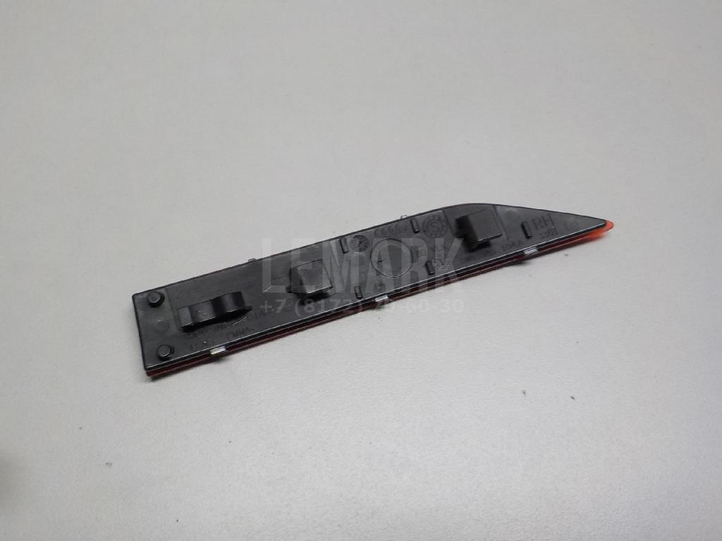 Отражатель в бампер задний правый для  BMW X5 F15/F85 2013-2018