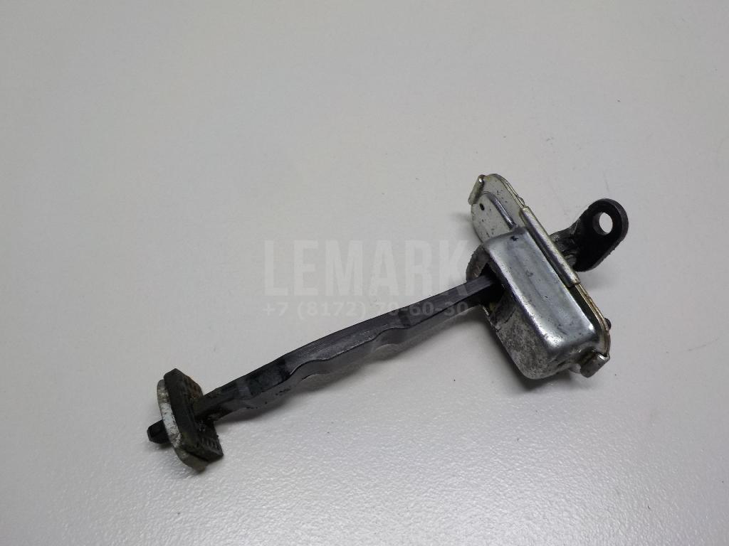 Ограничитель двери 793902Y000 Hyundai-Kia