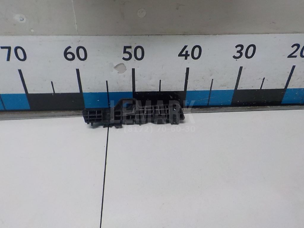 Кронштейн переднего бампера правый 865141U500 Hyundai-Kia