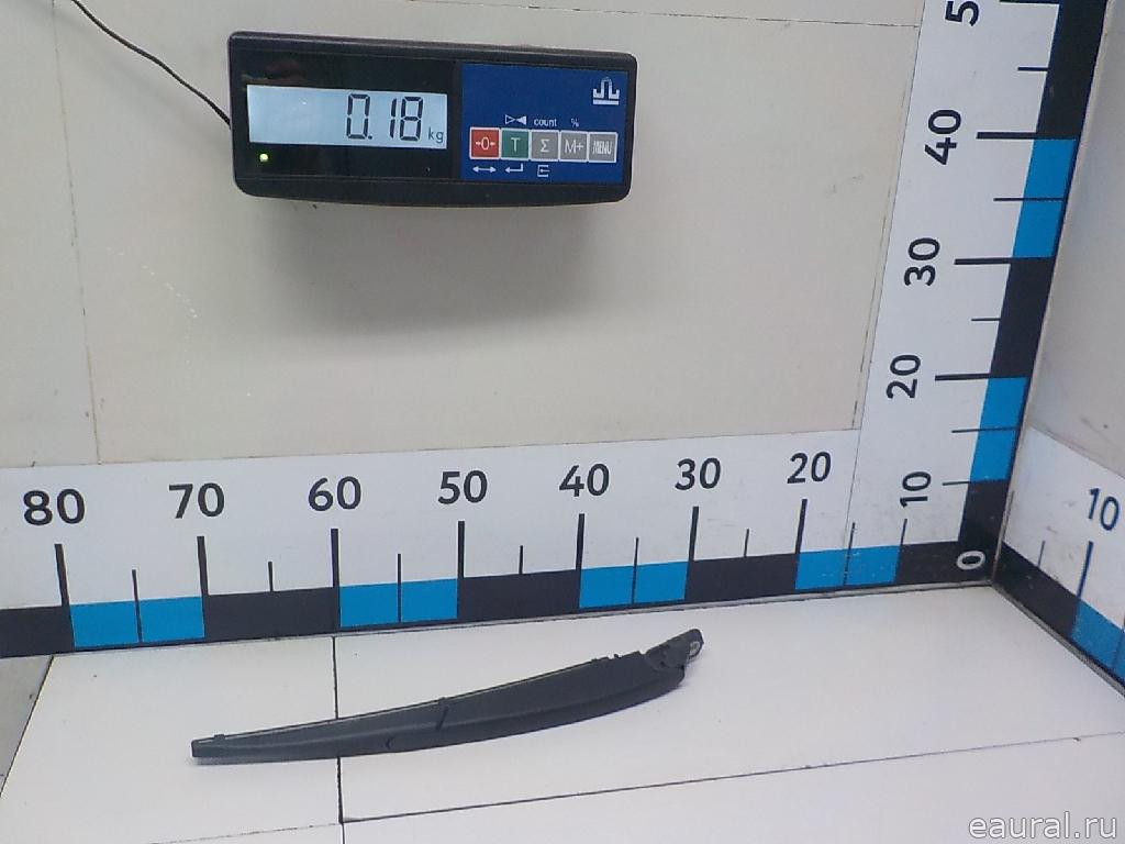 Поводок стеклоочистителя заднего