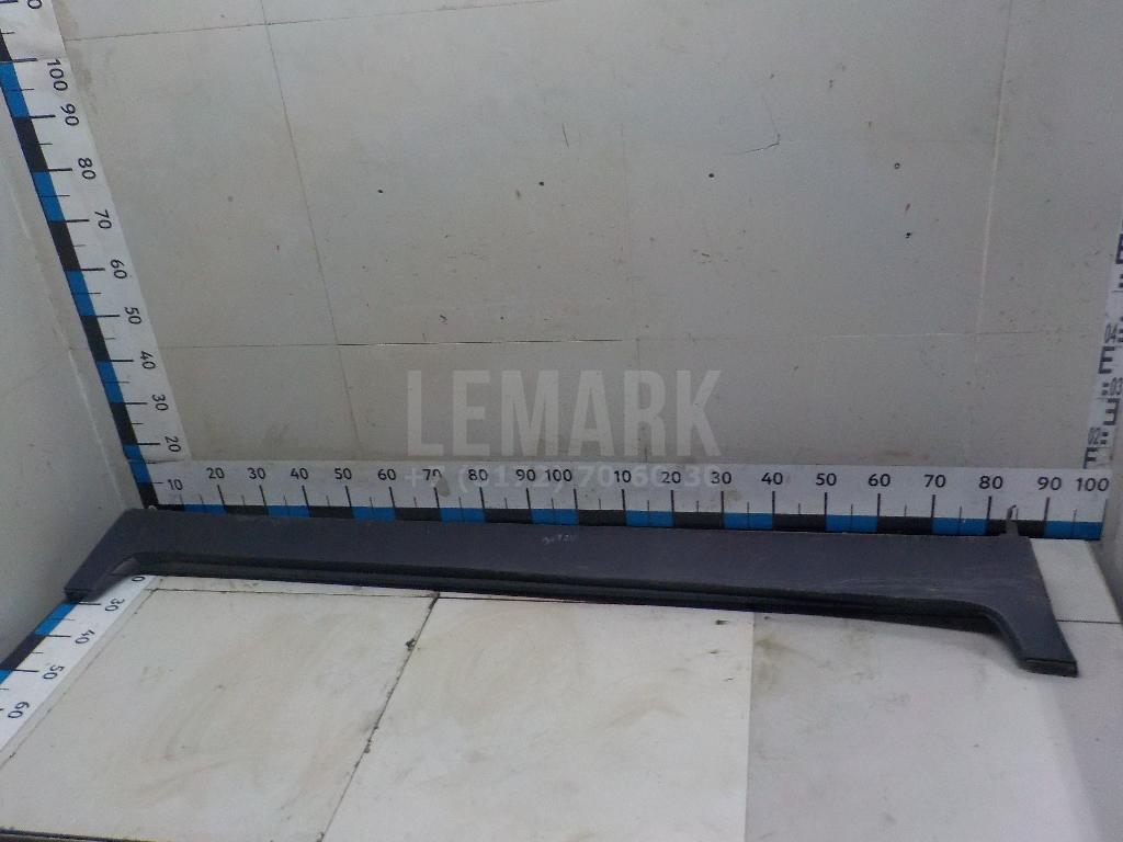 Накладка на порог (наружная) 877523W500 Hyundai-Kia