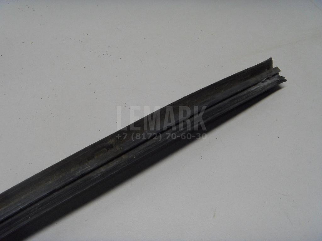 Уплотнитель (наружный) для  BMW 5-serie F10/F11 2009-2016