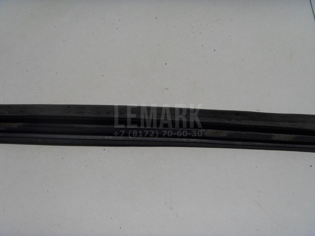 Уплотнитель (наружный) для  BMW 5-serie F10/F11 2009-2016