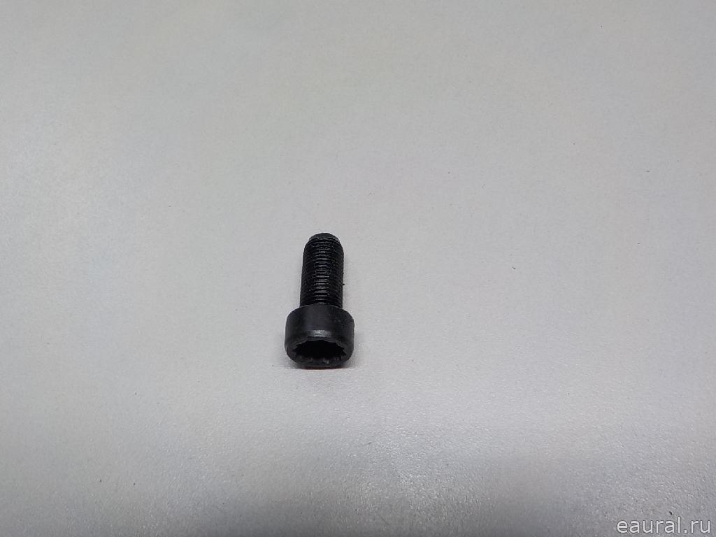 Болт маховика