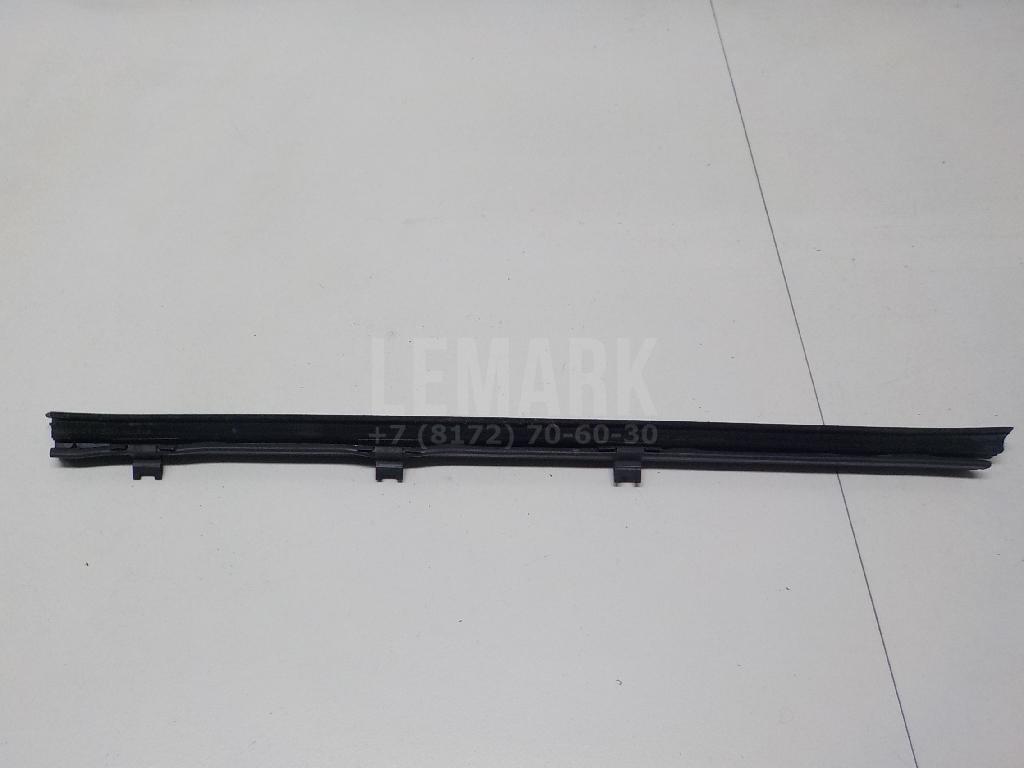 Накладка стекла заднего правого для  BMW 4-serie G22/G23 2020