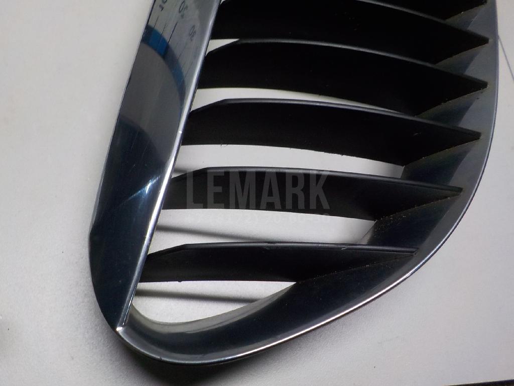 Решетка радиатора правая для  BMW 1-serie E82/E88 2007-2013