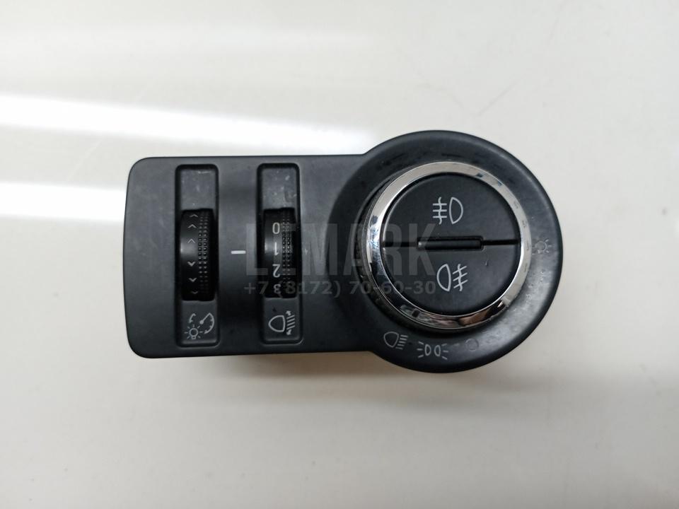 Переключатель света фар 13268703 GM