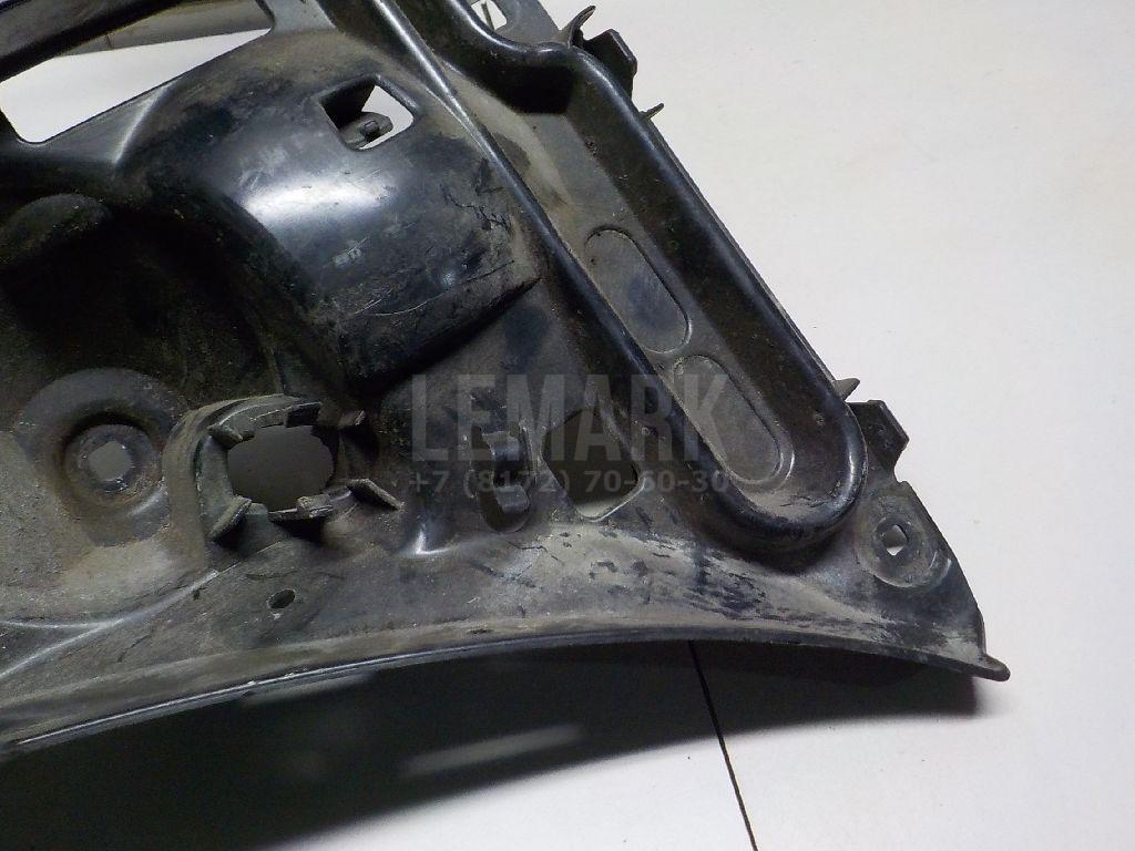 Кронштейн заднего бампера правый для  BMW 5-serie E60/E61 2003-2009