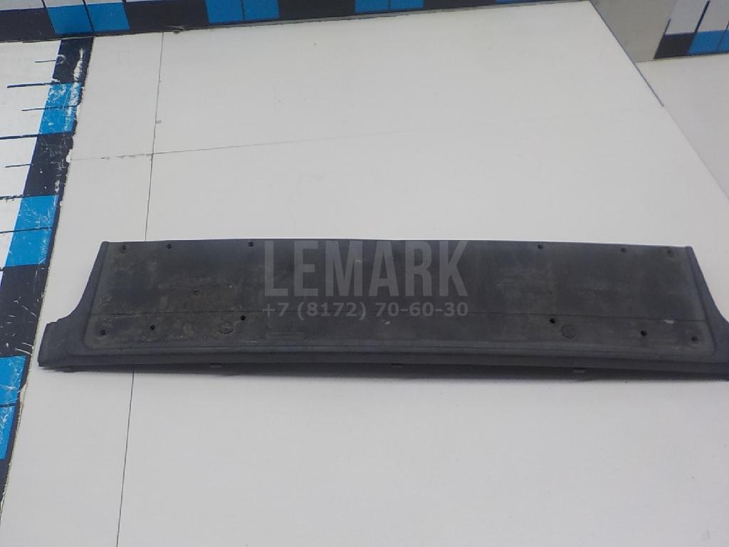 Накладка переднего бампера под номер для  BMW 1-serie F20/F21 2011-2019