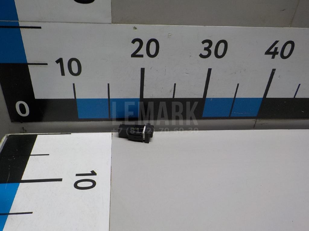 Кнопка обогрева заднего стекла 5J0959621 VAG