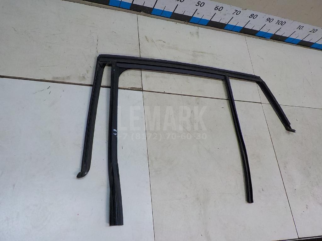 Направляющая стекла двери для  BMW X5 F15/F85 2013-2018