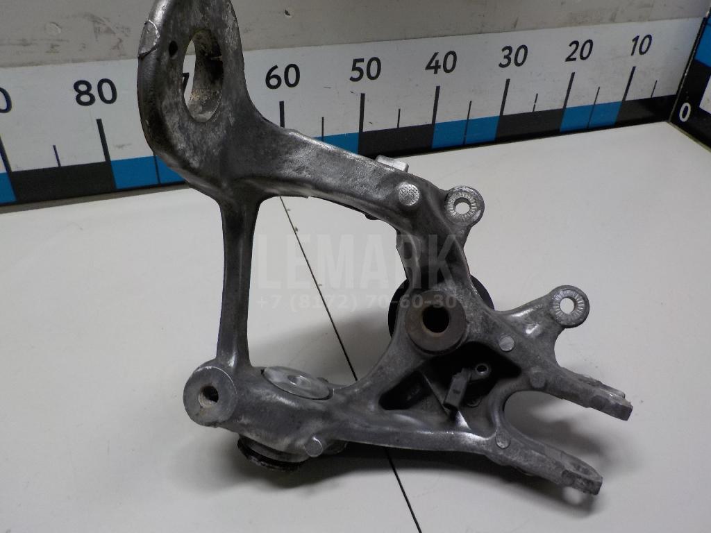 Кулак поворотный задний правый для  BMW X3 E83 2004-2010