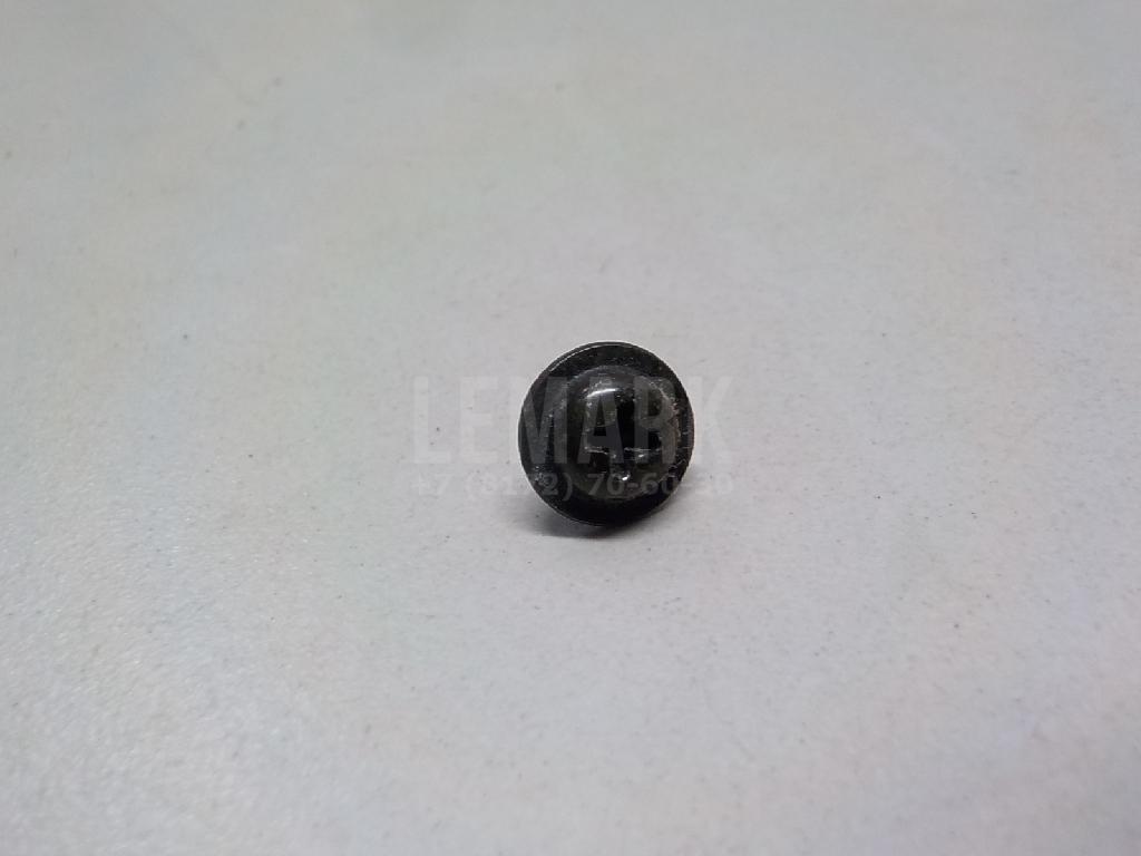 Винт 1018805123 Hyundai-Kia