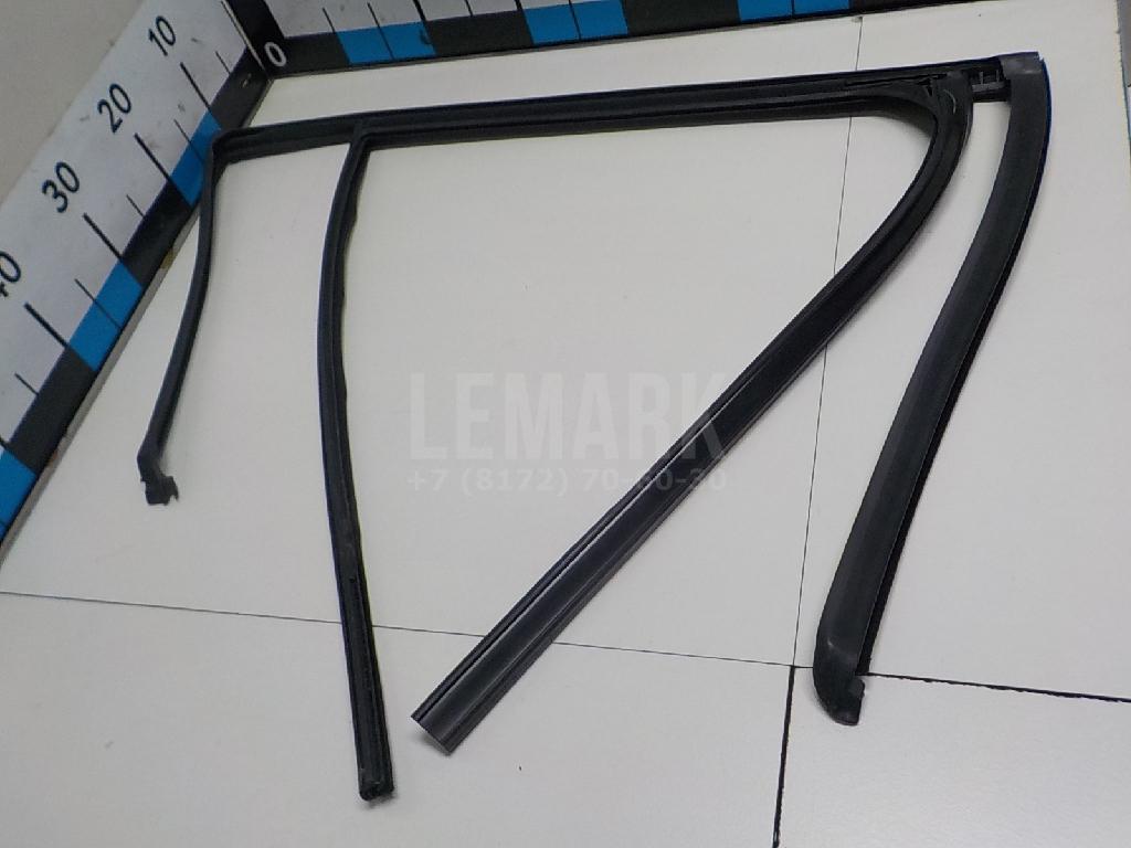 Направляющая стекла двери для  BMW 5-serie F10/F11 2009-2016
