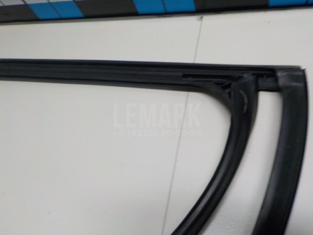 Направляющая стекла двери для  BMW 5-serie F10/F11 2009-2016
