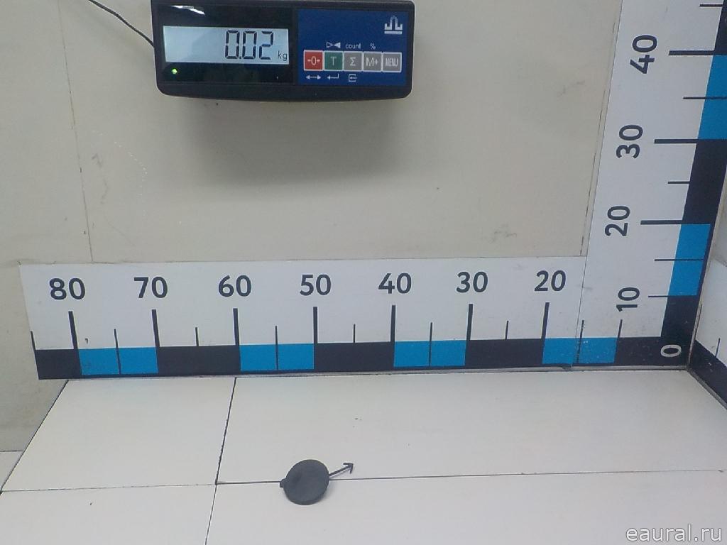 Заглушка буксировочного крюка