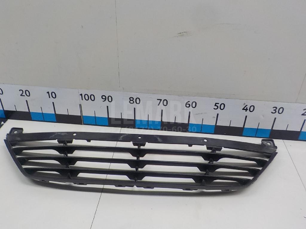 Решетка радиатора 863512Y000 Hyundai-Kia