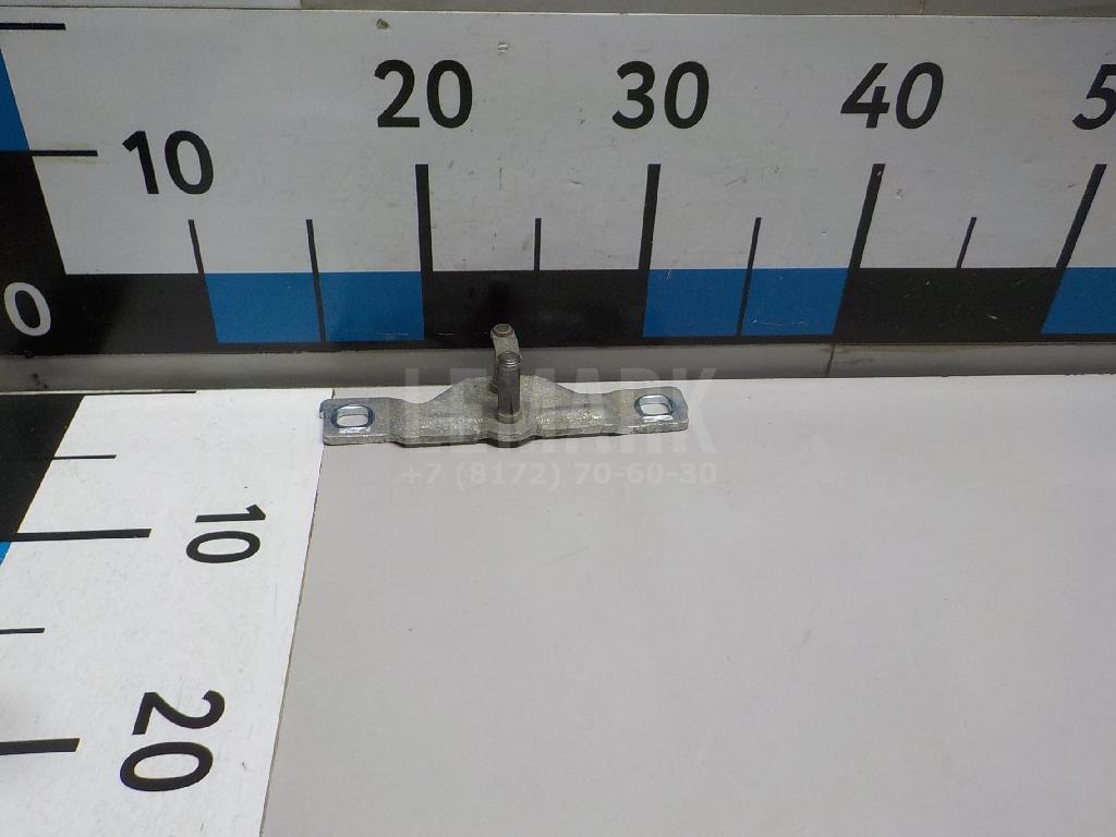Ответная часть замка багажника 8P4827507 VAG