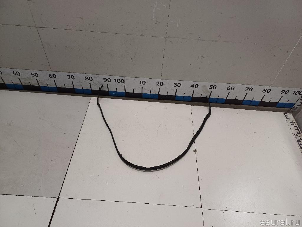 Уплотнитель багажника