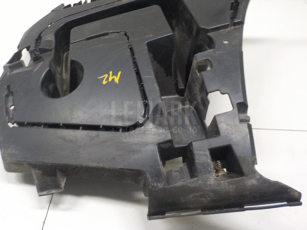 Кронштейн заднего бампера правый для  BMW 1-serie E87/E81 2004-2011