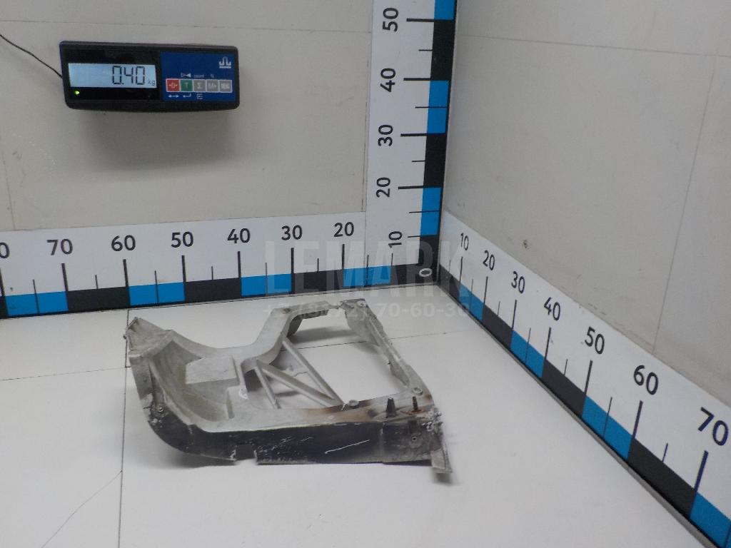 Направляющая заднего бампера левая 1360421 Ford