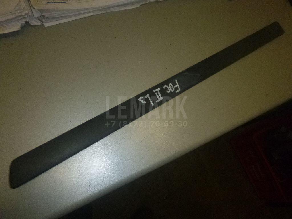 Молдинг задней левой двери 1320355 Ford