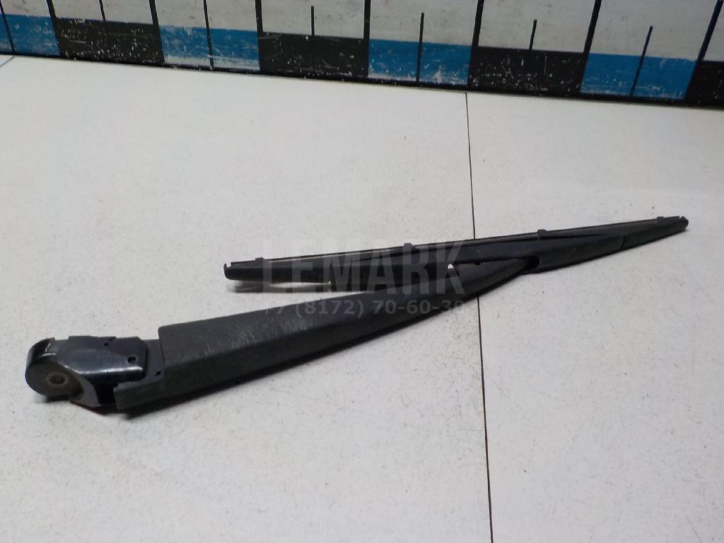 Поводок стеклоочистителя заднего