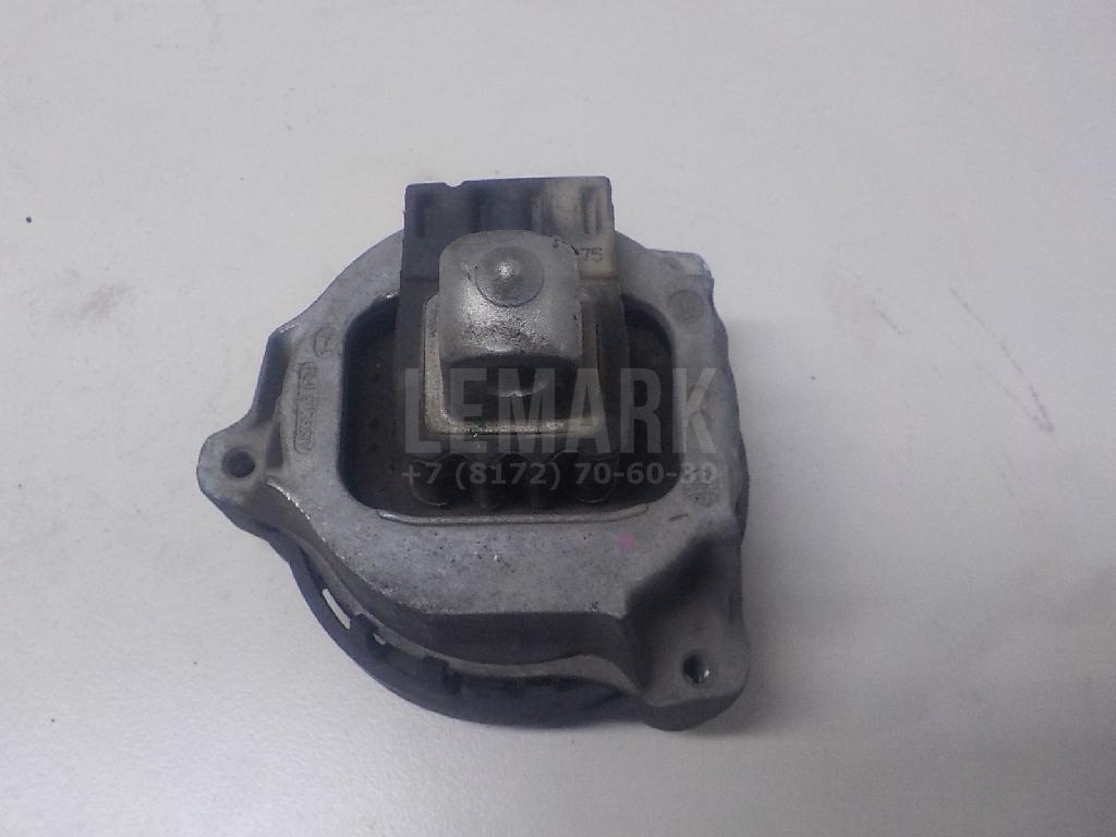 Опора двигателя правая для  BMW X3 E83 2004-2010