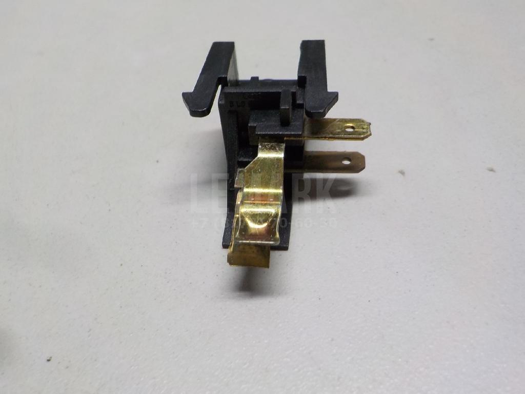 Выключатель концевой для  Audi V8 1988-1994