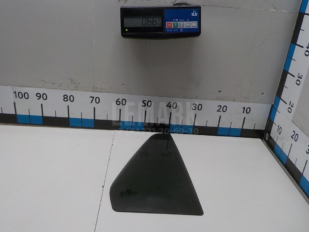 Стекло двери задней правой (форточка) 834272B020 Hyundai-Kia