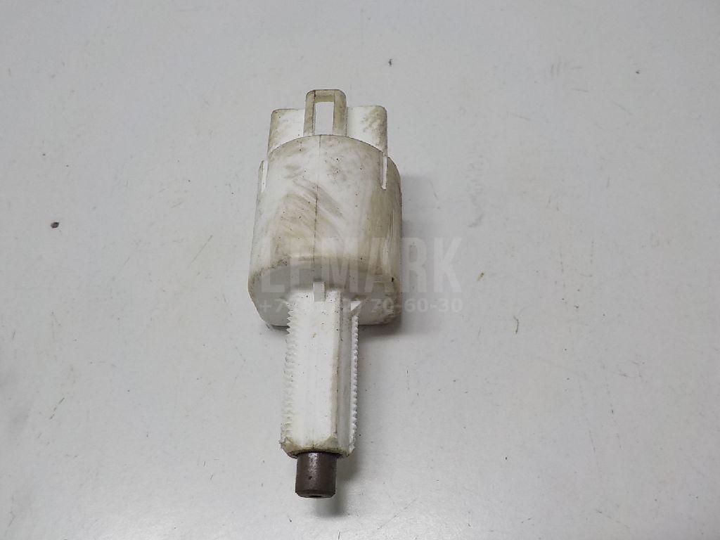 Датчик включения стопсигнала 8434009070 Toyota