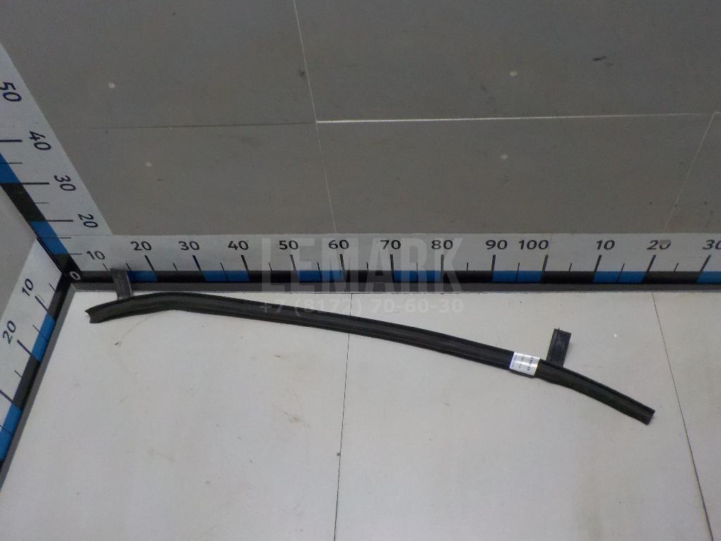 Уплотнитель двери 1J4837697BB41 VAG