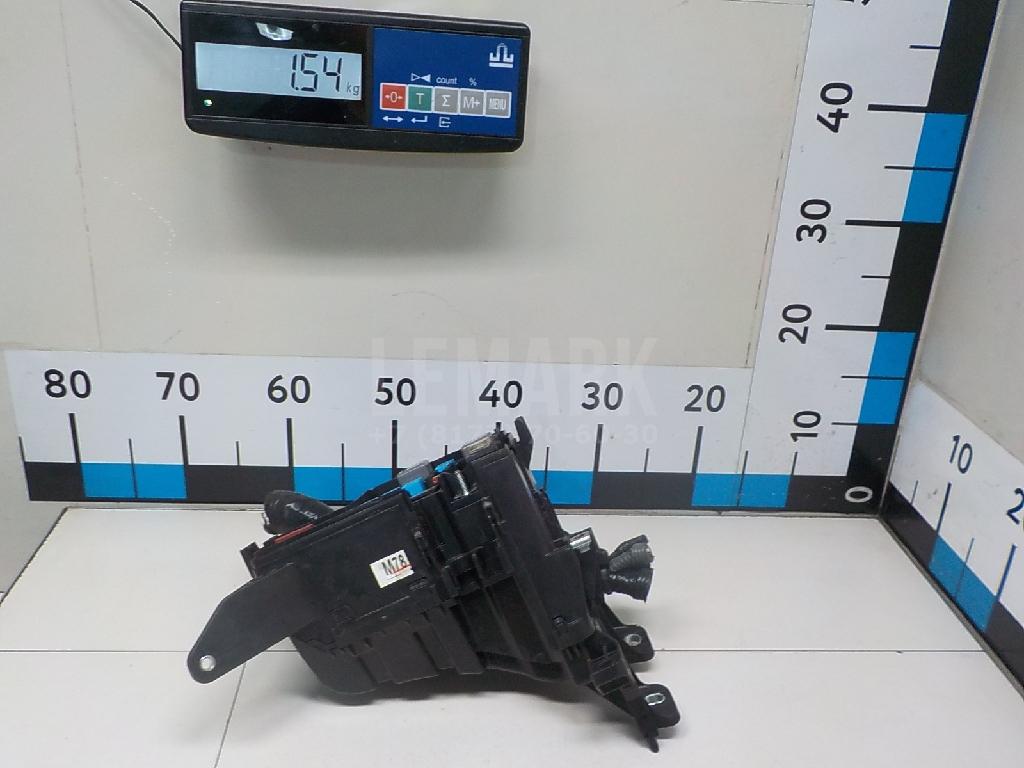 Блок предохранителей 8263048010 Toyota