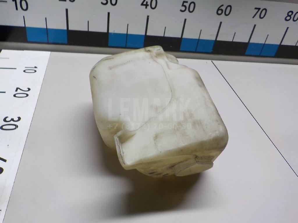 Бачок омывателя лобового стекла