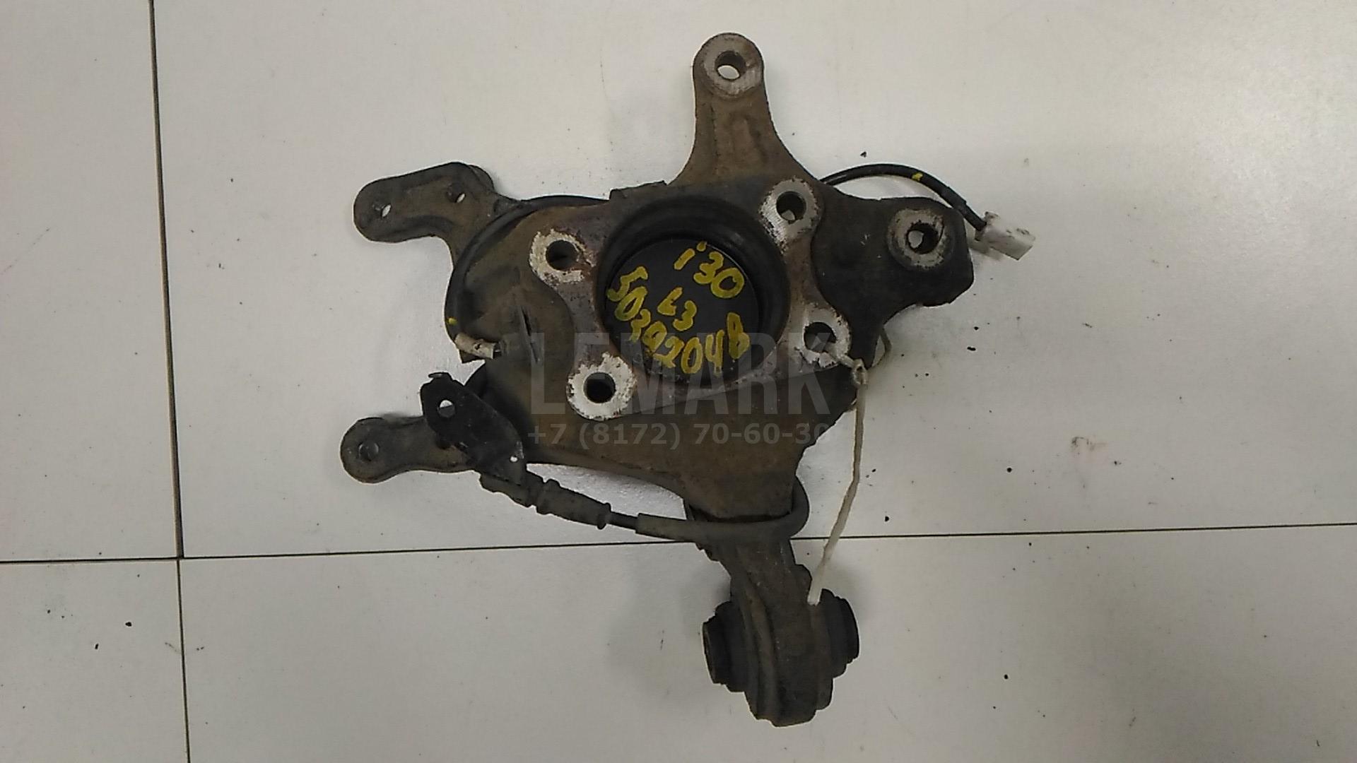 Кулак поворотный задний левый 527102H000 Hyundai-Kia