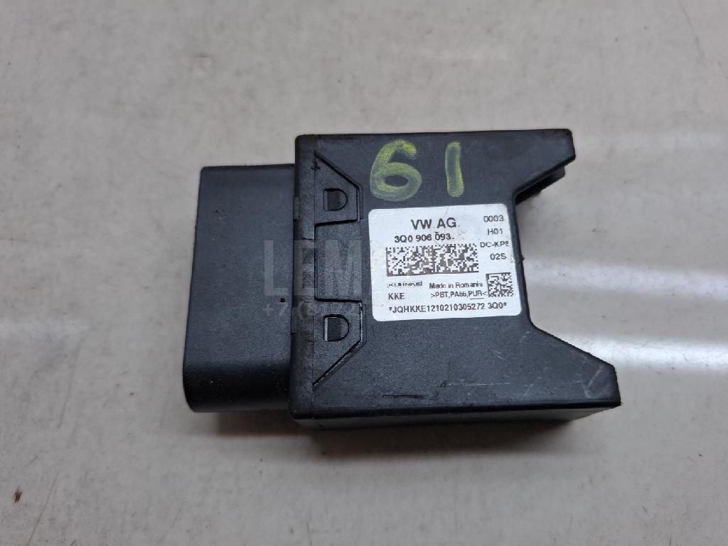 Реле топливного насоса 3Q0906093 VAG