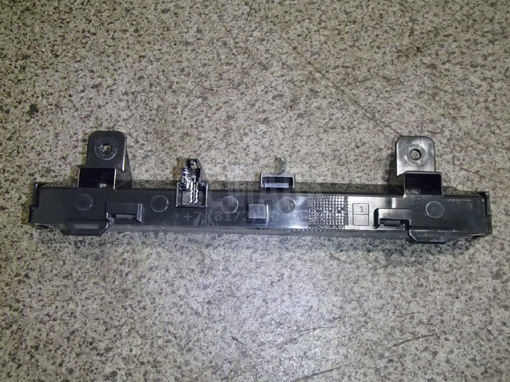 Фонарь задний (стоп сигнал) 6RU945087A VAG