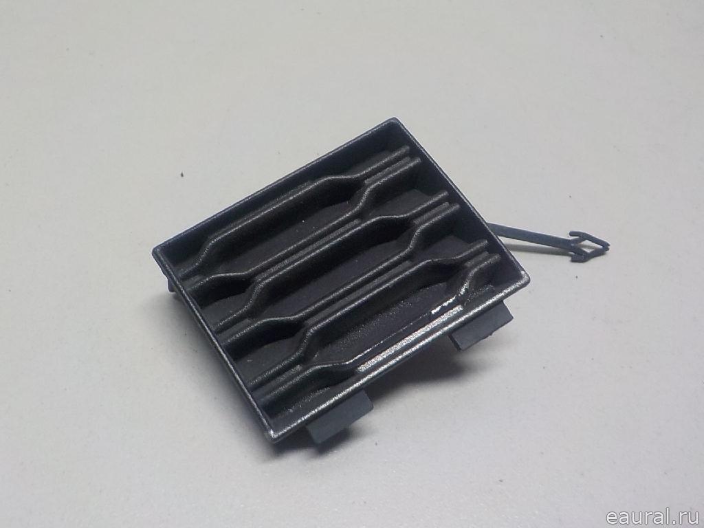 Заглушка буксировочного крюка